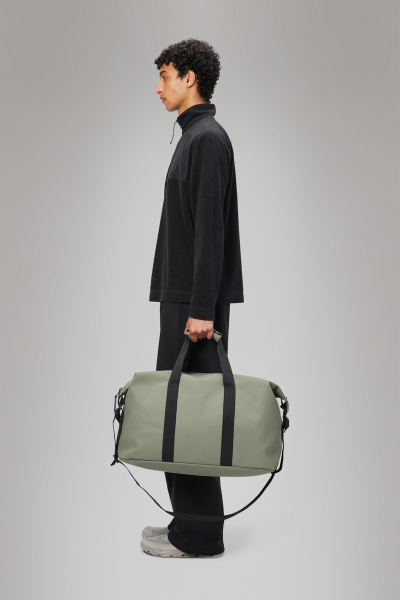 RAINS Hilo Weekend Bag outlook