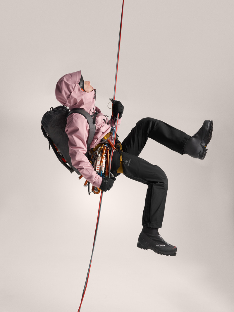 Arc'teryx Alpha SV Jacket outlook