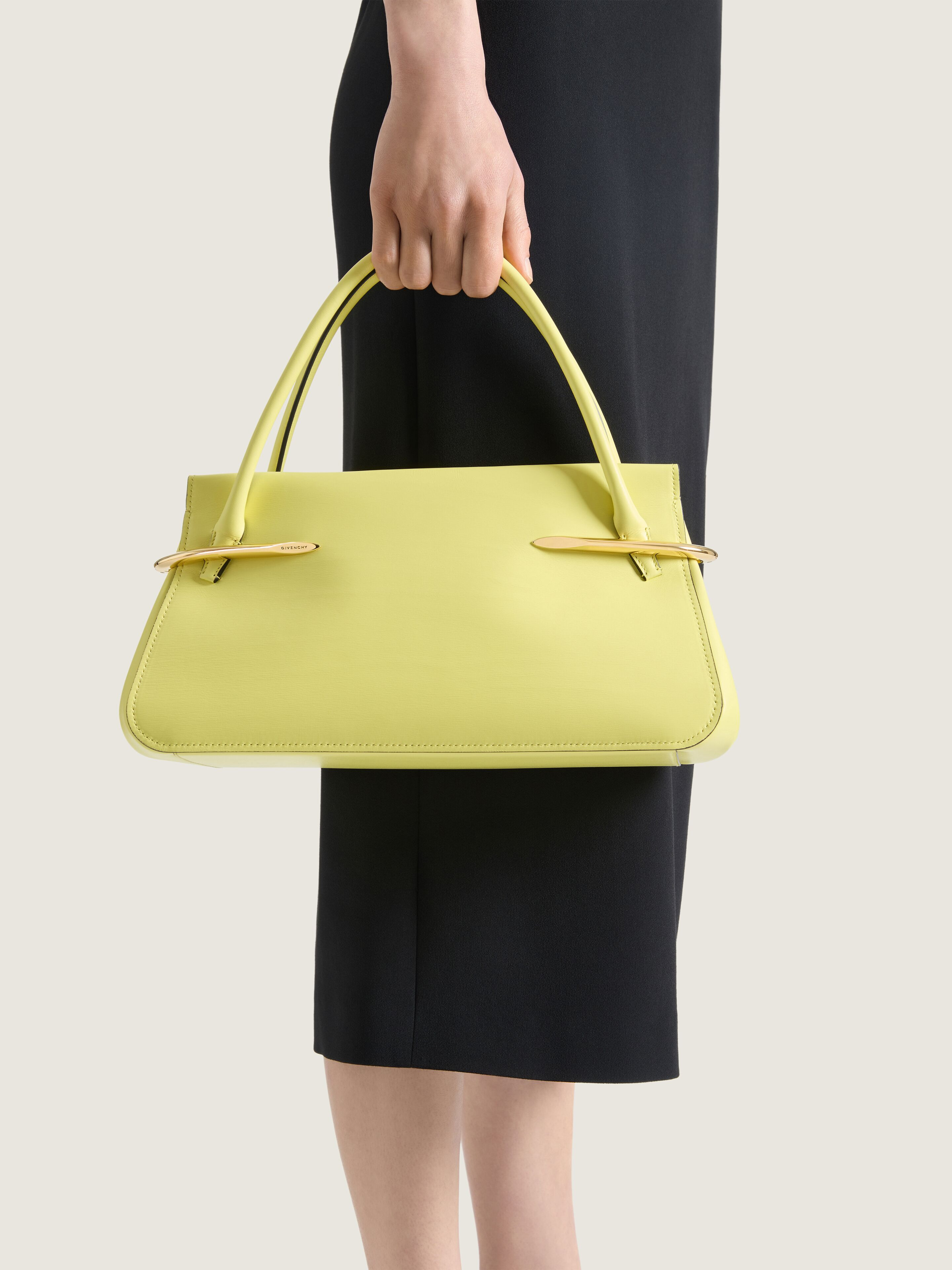 MEDIUM PINCH BAG IN LEATHER - 2