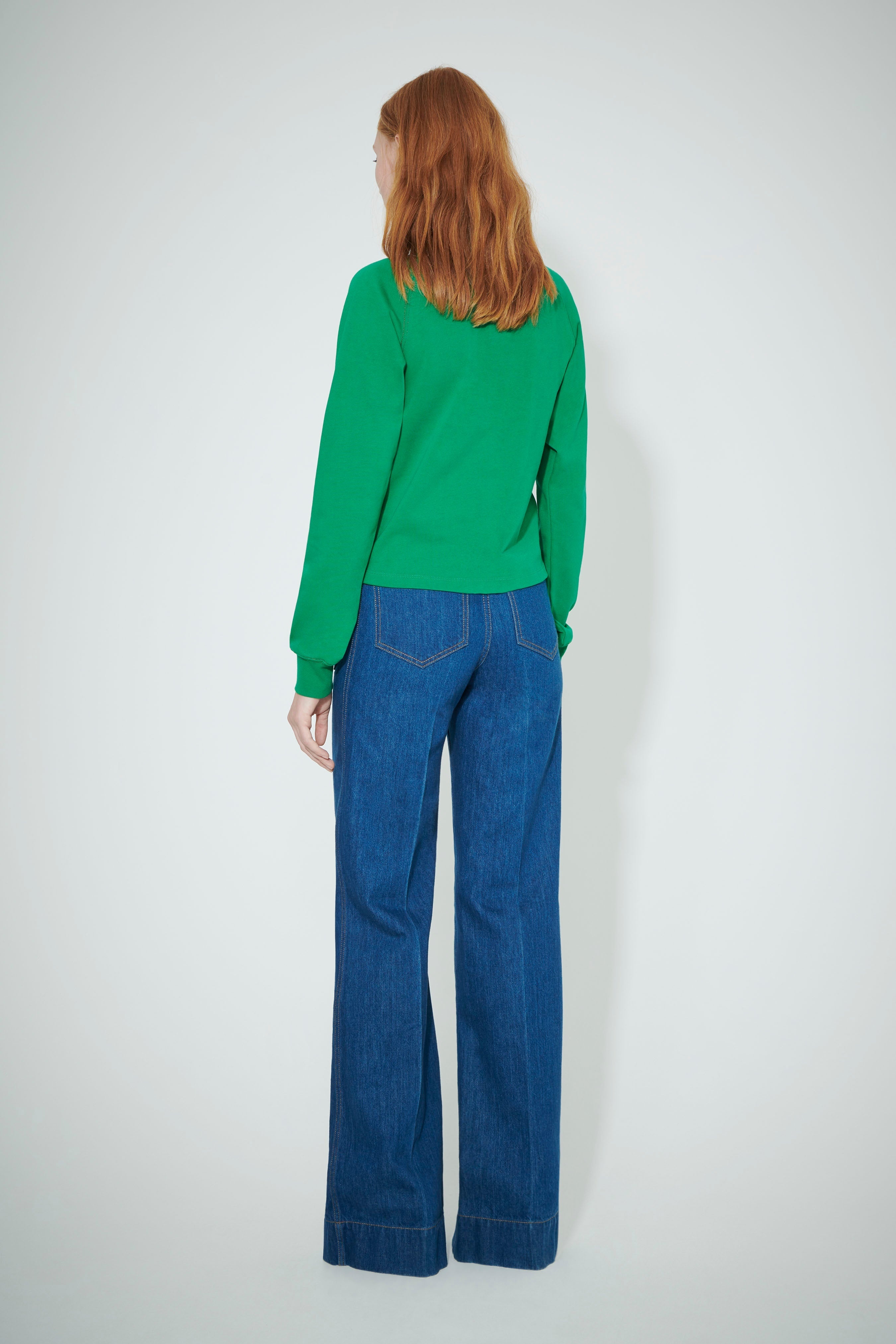Long Sleeve Sweatshirt in Green - 6