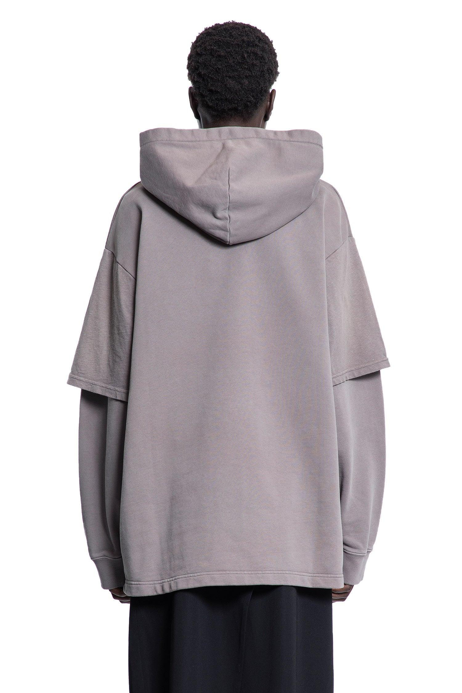 Layered-Seasonal-Logo-Hoodie - 3
