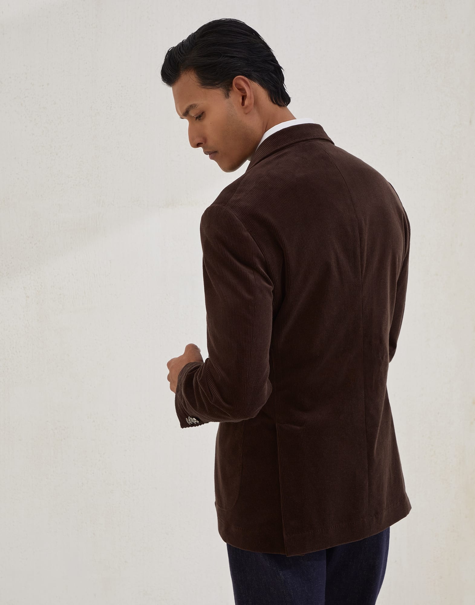 Comfort cotton and cashmere corduroy one-and-a-half breasted deconstructed blazer with patch pockets - 2