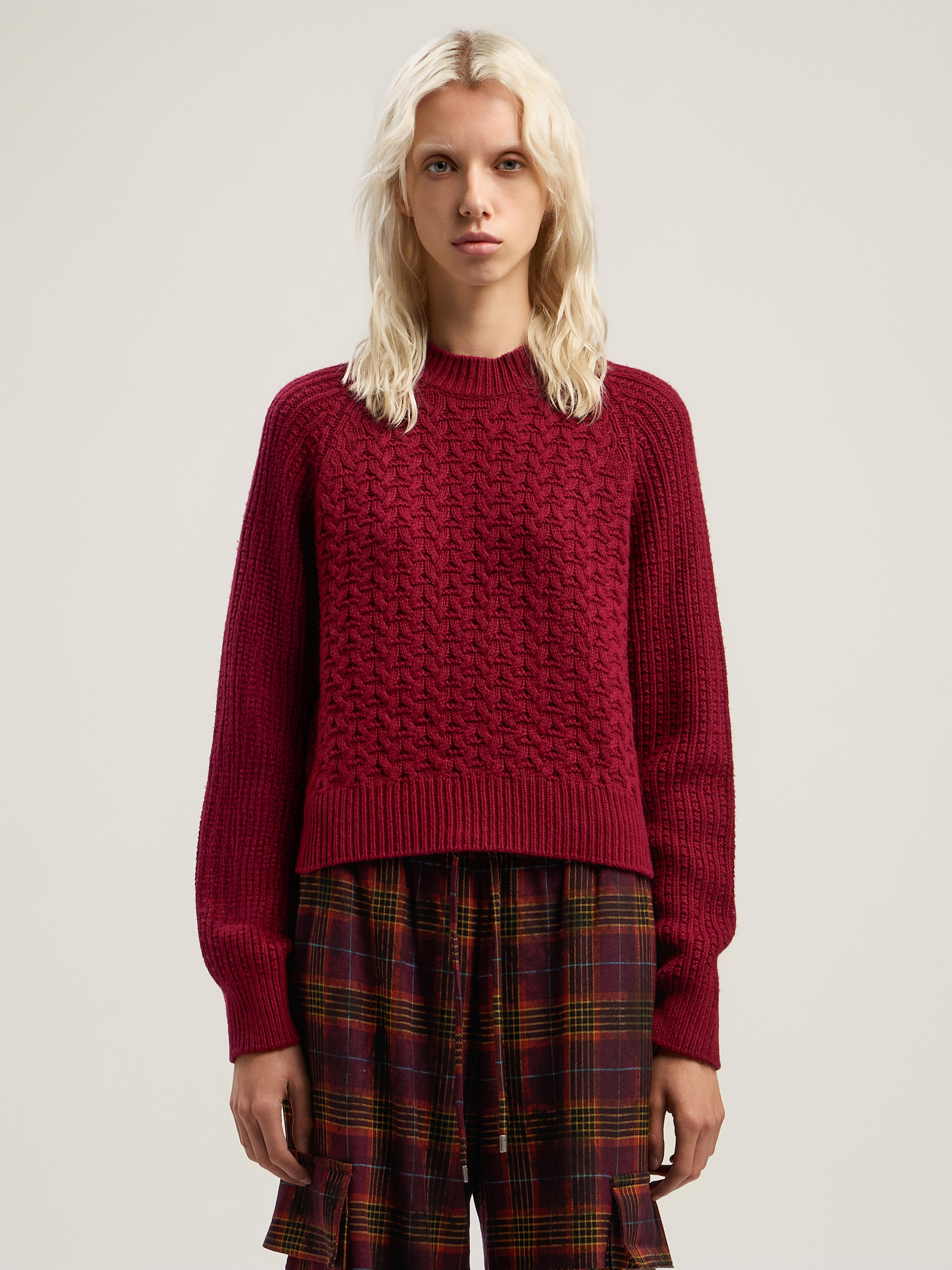 Curved Logo Ribbed Sweater - 2
