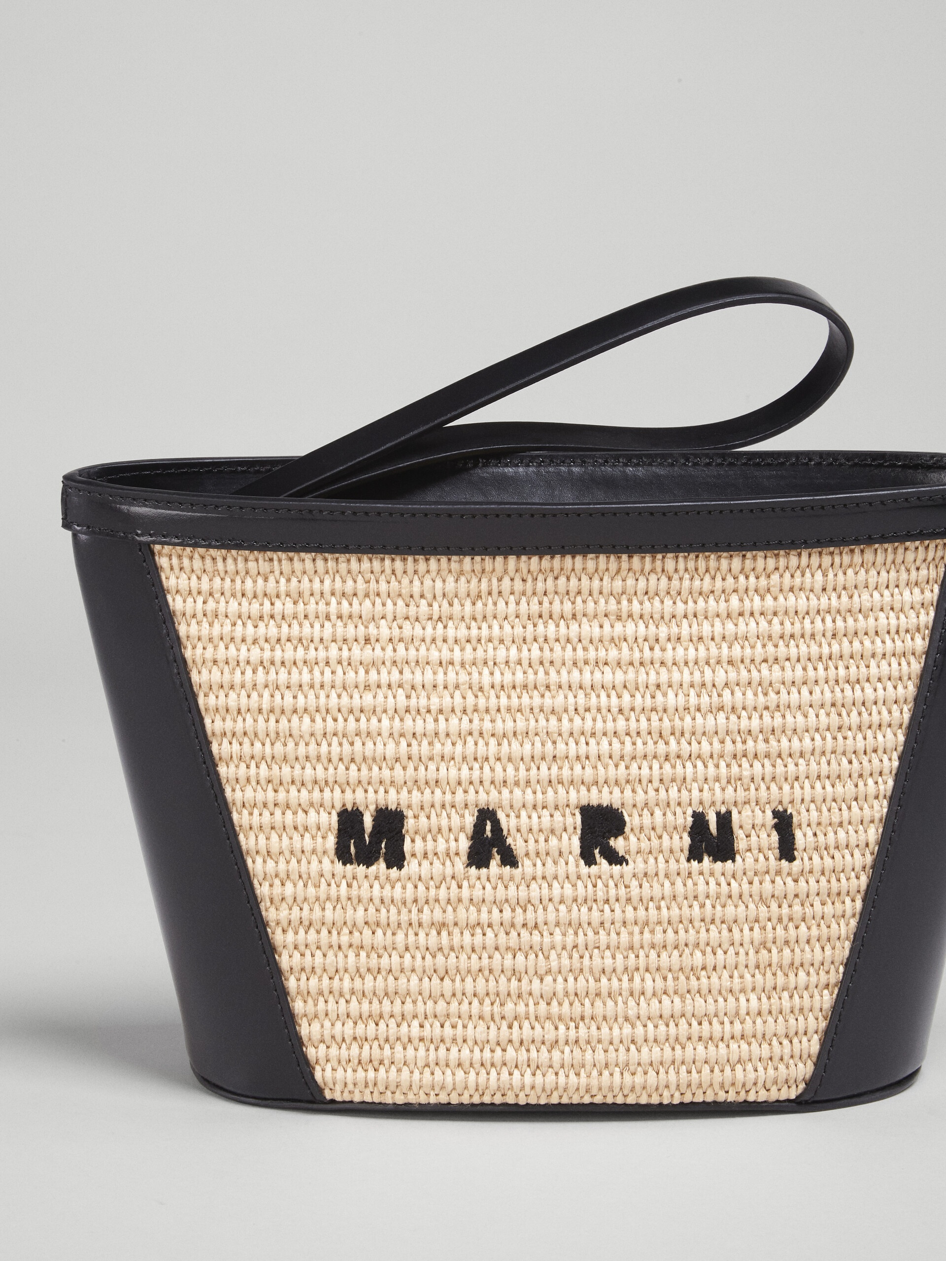 TROPICALIA POUCH IN BLACK LEATHER AND RAFFIA - 4