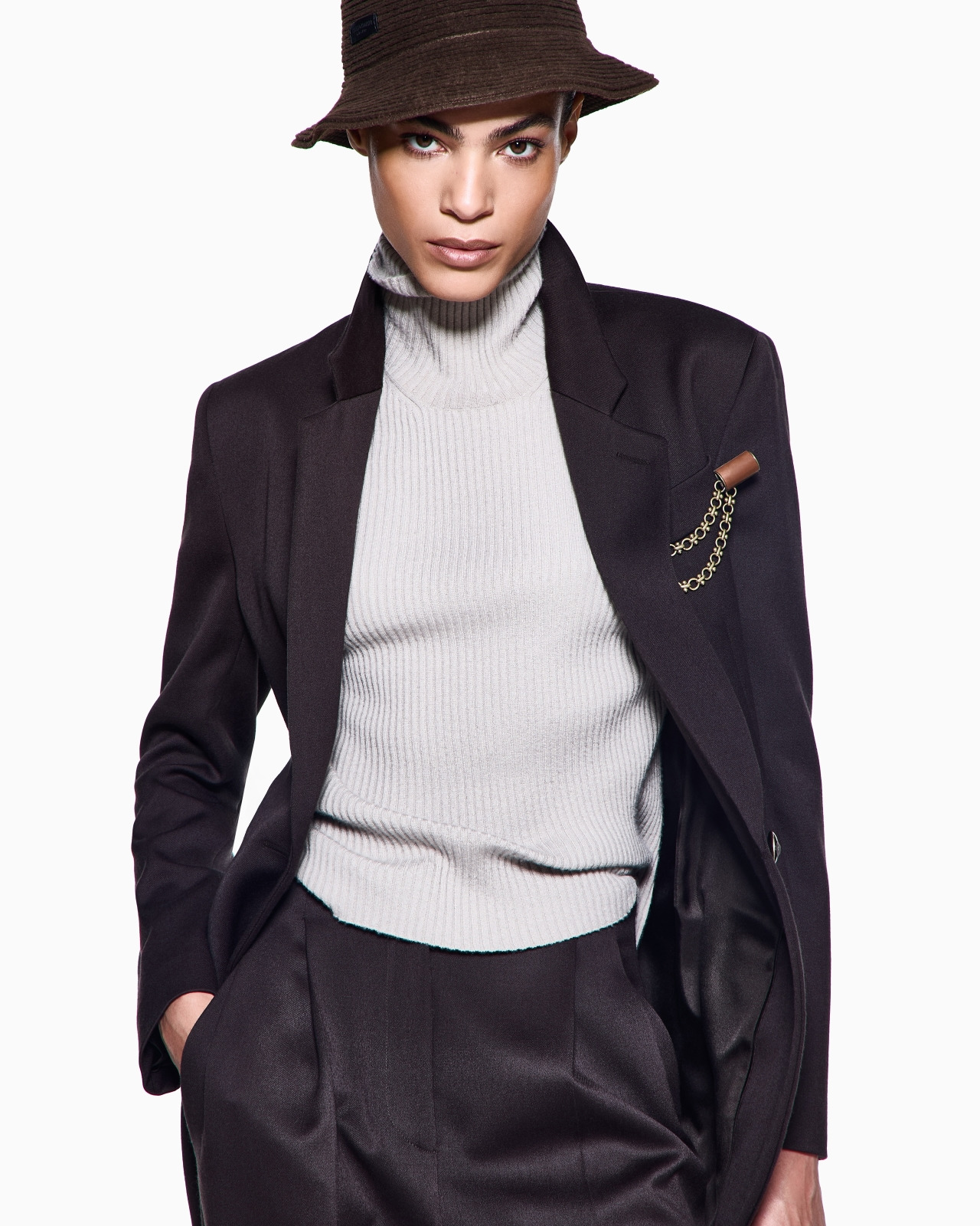 SHORT-SLEEVED CASHMERE ROLLNECK JUMPER - 6