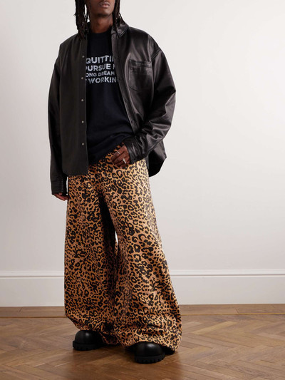 VETEMENTS Wide-Leg Leopard-Print Jeans outlook