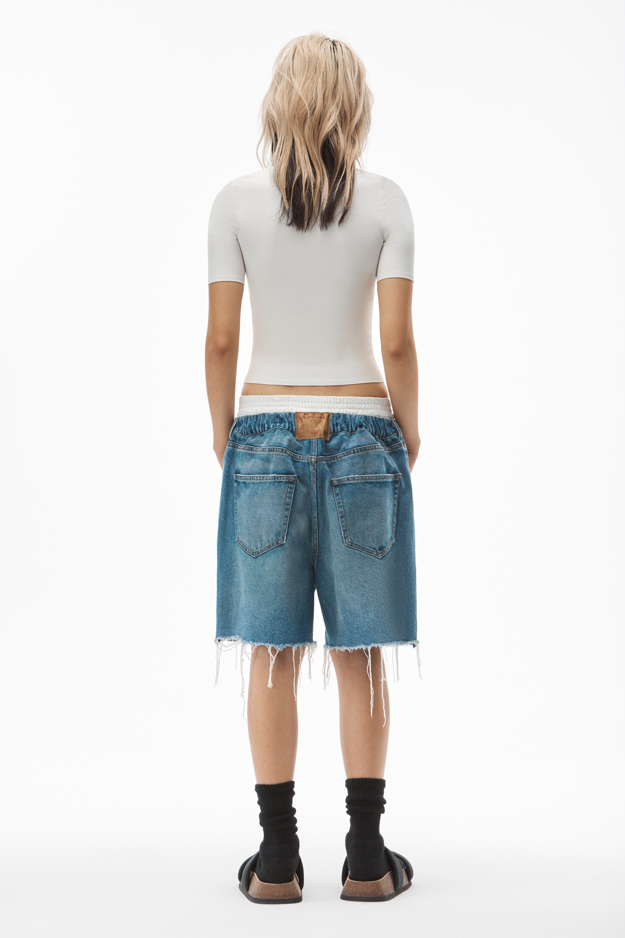 RUCHED WAIST BAGGY SHORT IN DENIM - 4