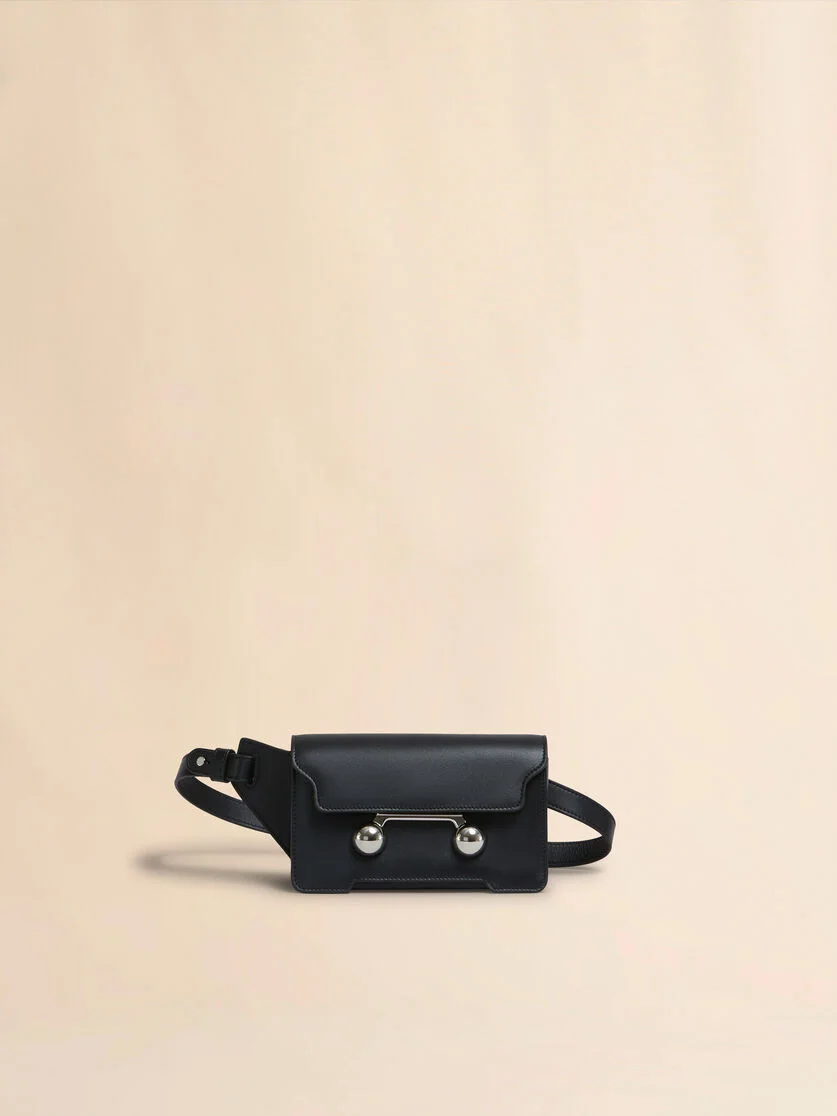 BLACK LEATHER TRUNKAROO CROSSBODY BAG - 1