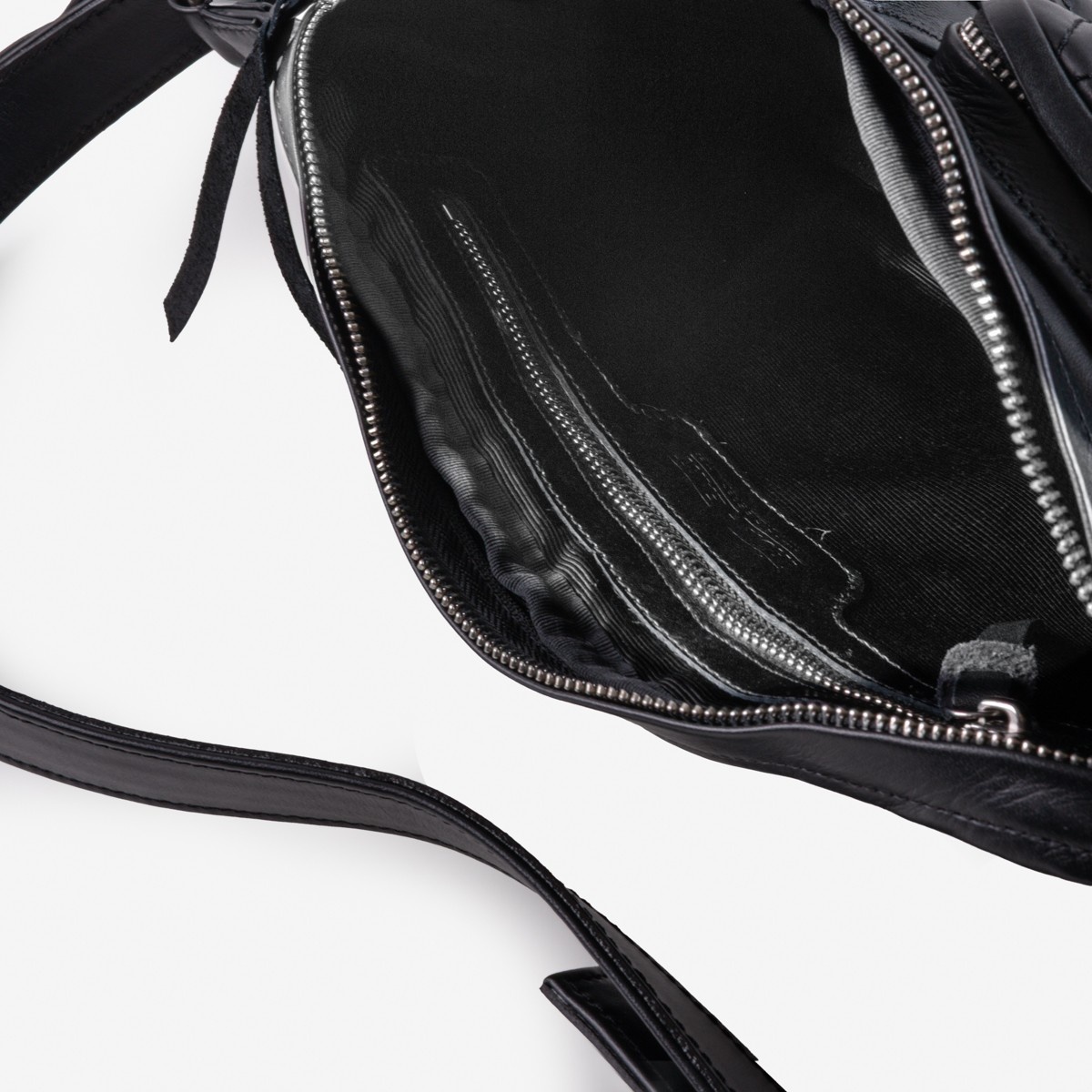 IHE-54-BLK Rectangular Diamond Stitched Leather Waist Bag - Black - 12