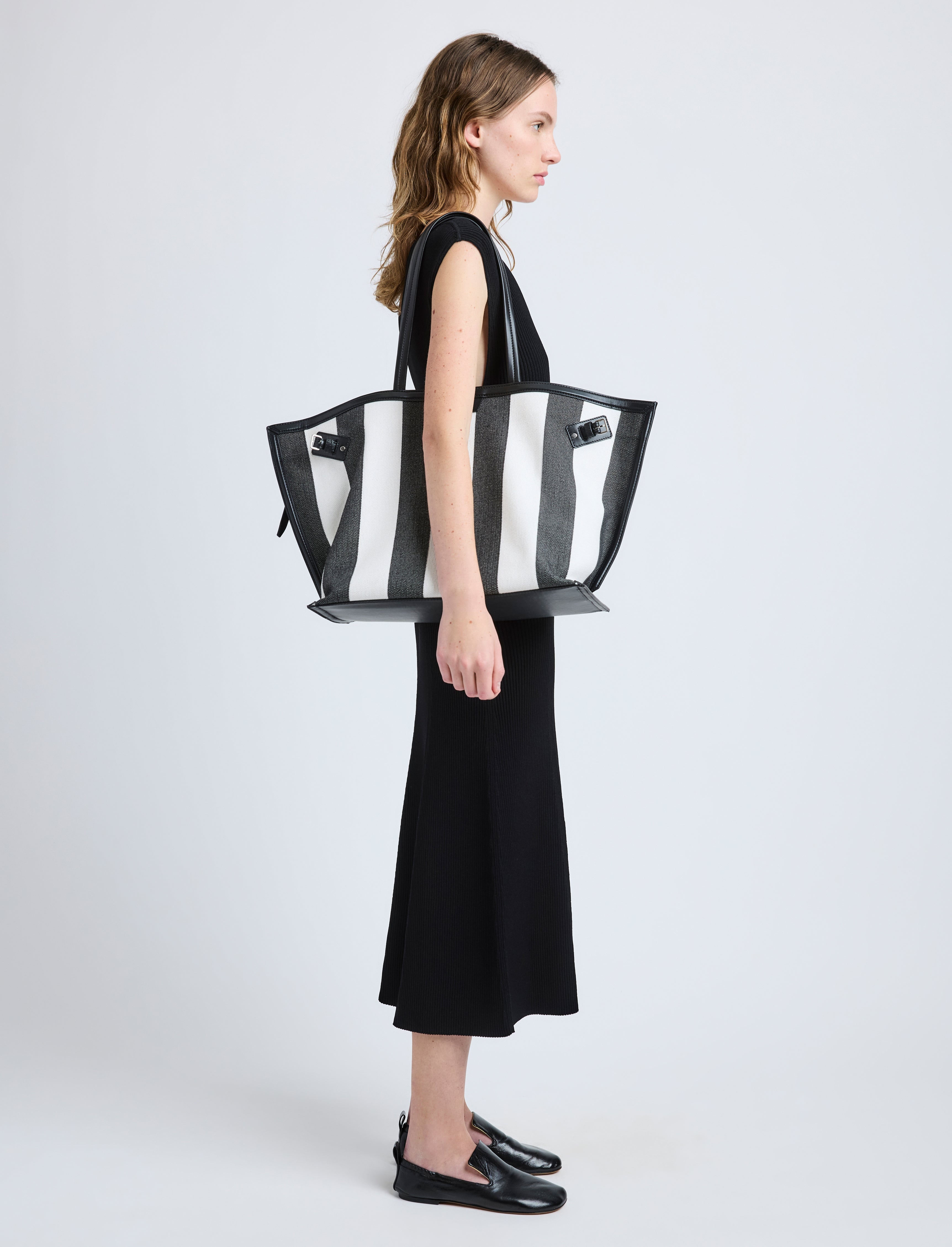 Days Carryall in Striped Canvas - 2
