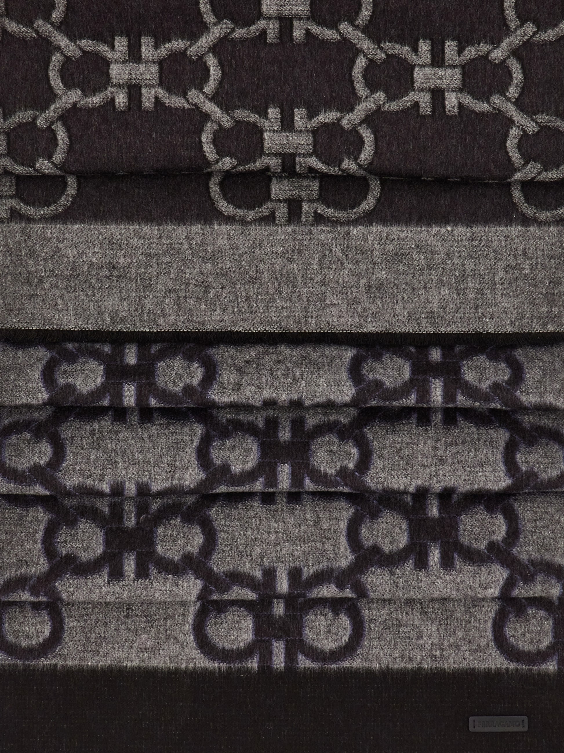 Gancini scarf - 5