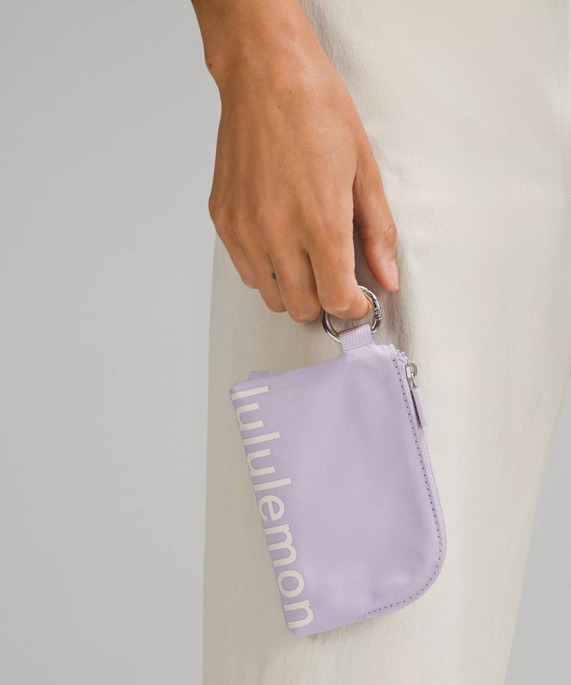 lululemon Clippable Card Pouch outlook