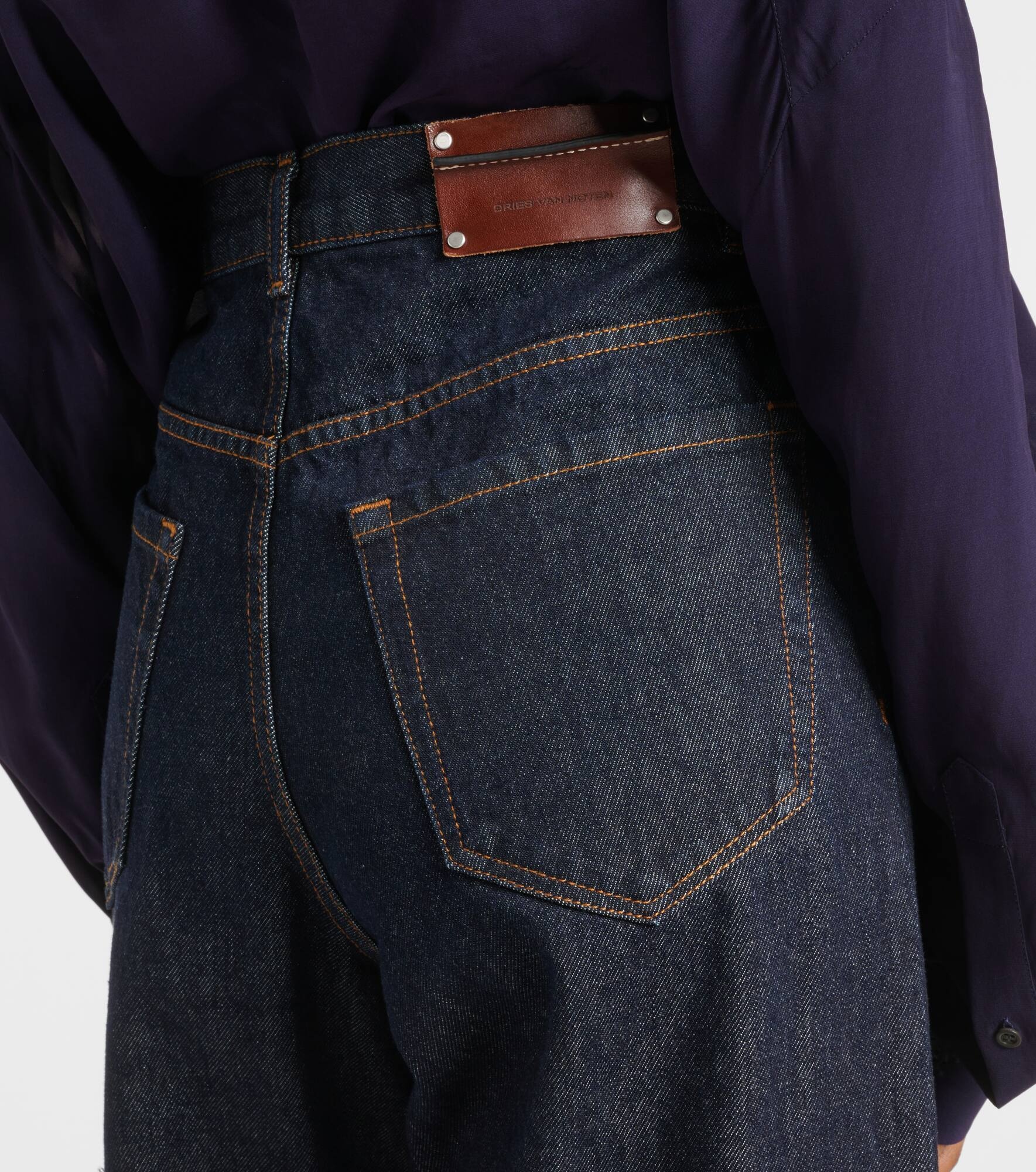 High-rise wide-leg jeans - 6
