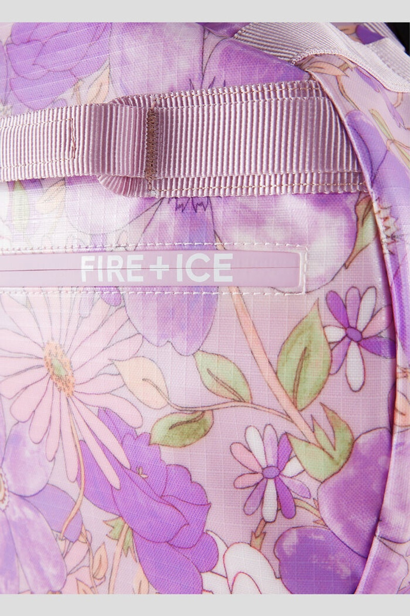 Kirkwood Wynn Travel bag in Violet/Pink 6