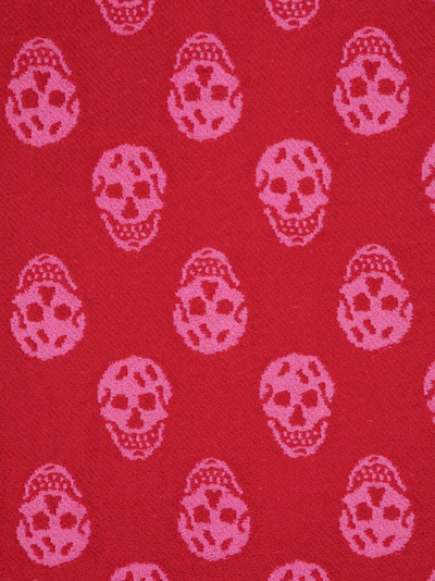 Alexander McQueen skull intarsia-knit wool scarf outlook