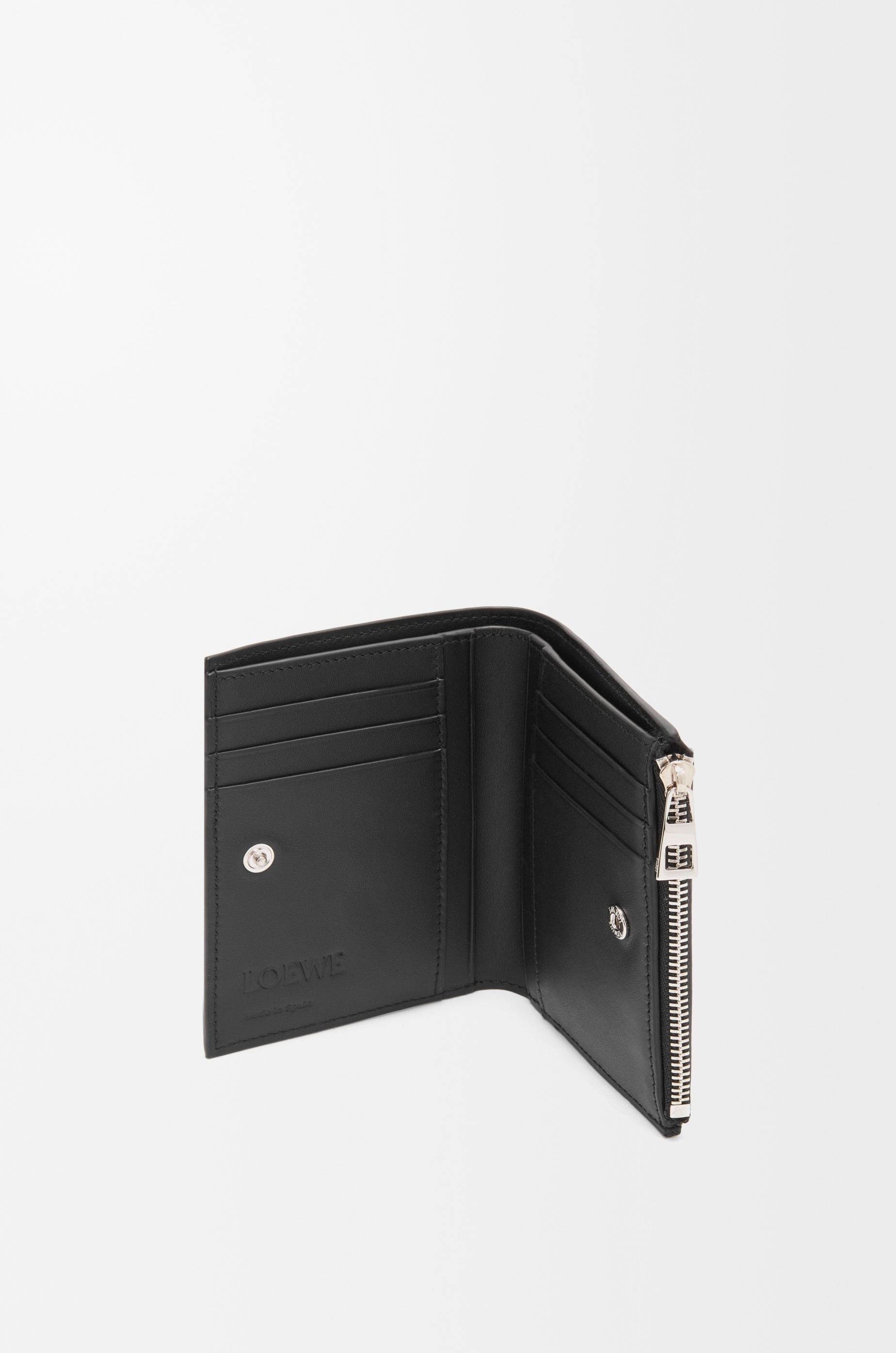Slim compact wallet in shiny calfskin - 3