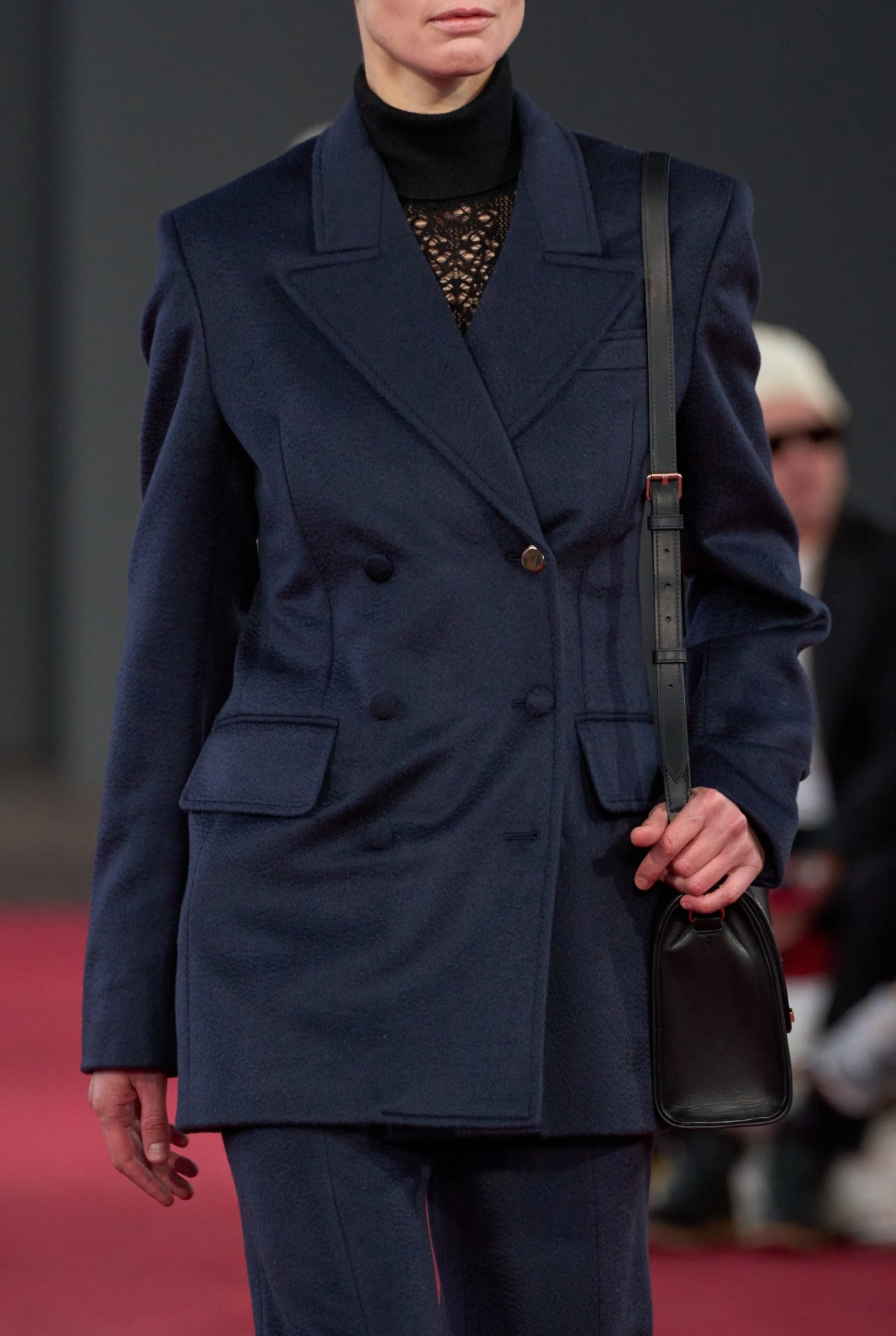 Nico Blazer in Dark Navy Cashmere - 5