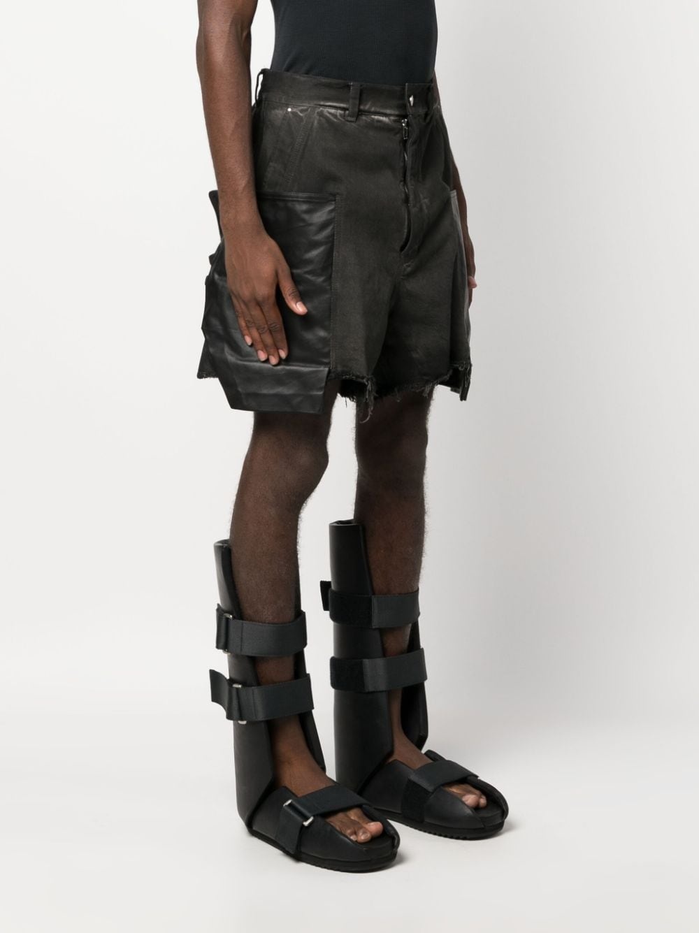 Stefan panelled cargo shorts - 3
