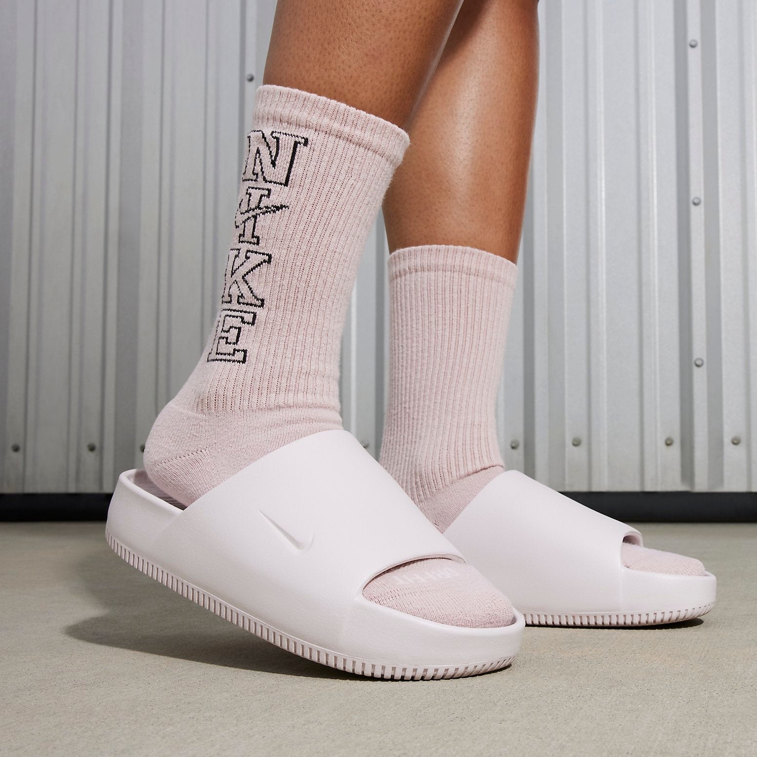 (WMNS) Nike Calm Slide 'Barely Rose' DX4816-600 - 5