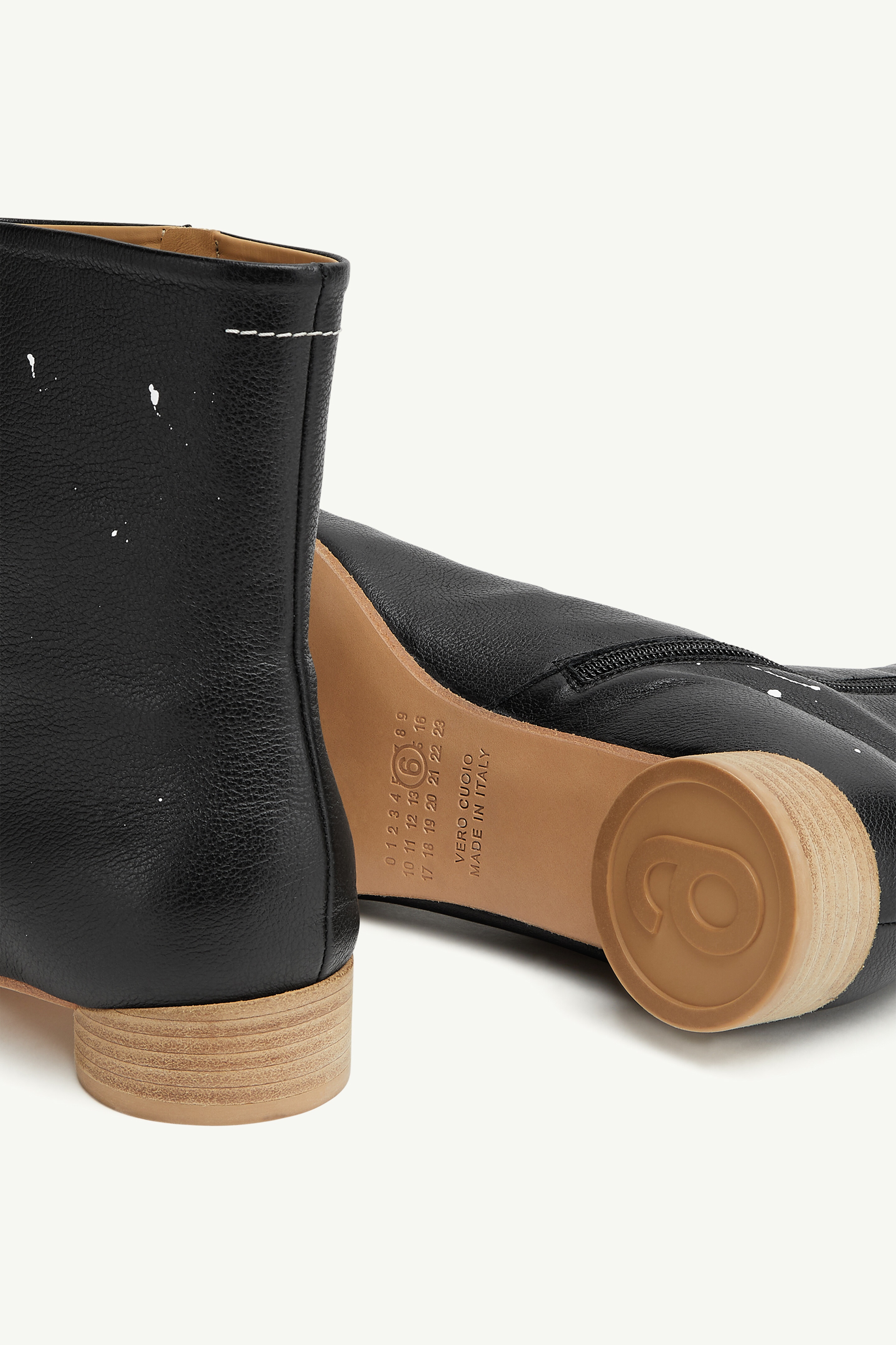 MM6 Maison Margiela Anatomic Ankle Boots | REVERSIBLE
