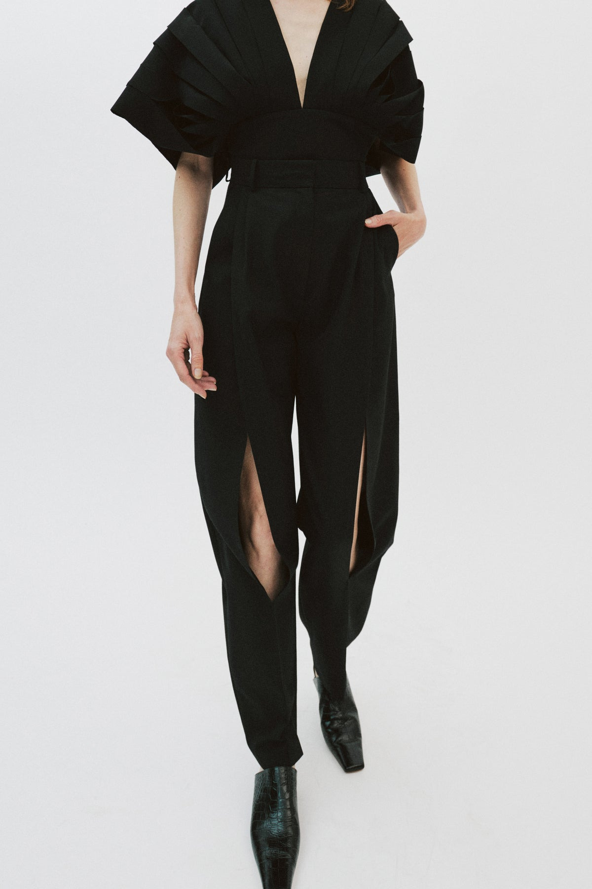TROUSERS WITH VERTICAL KNEE SLITS BLACK - 12