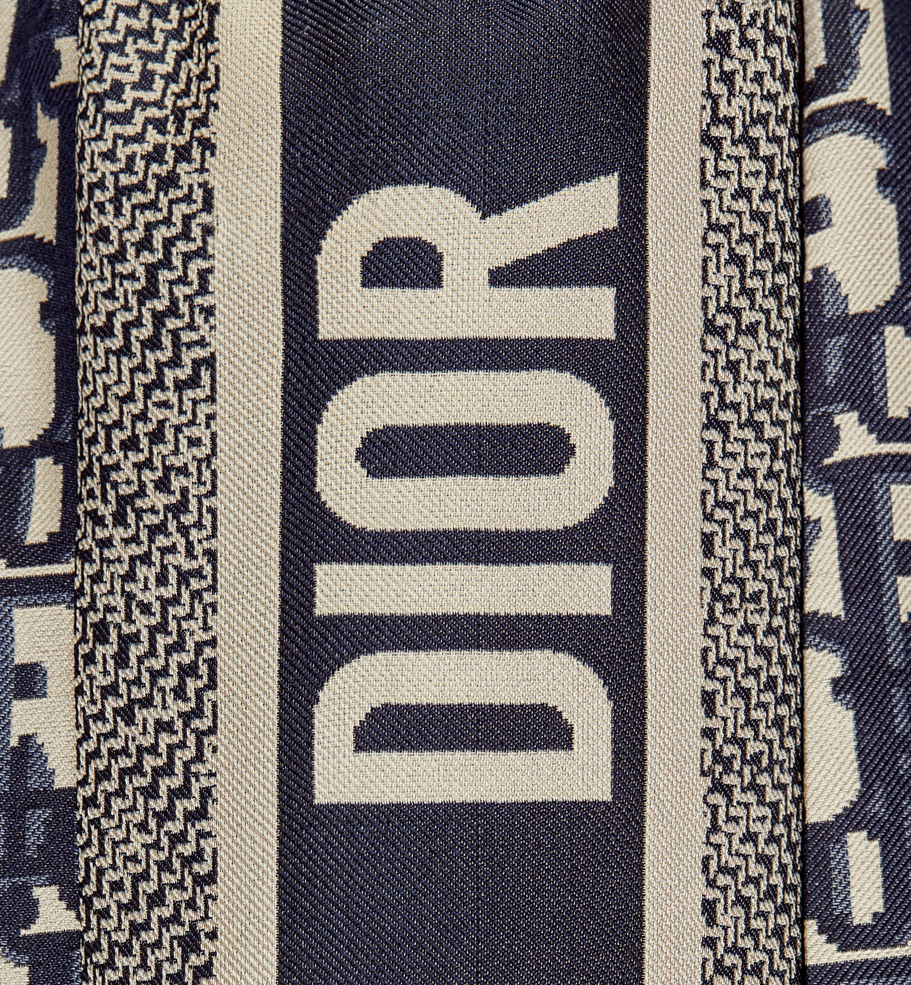 Dior Chez Moi Shorts - 5