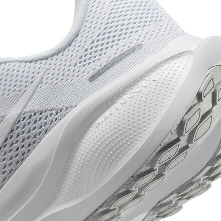 Pegasus 41 Running Shoe - Women's - 5