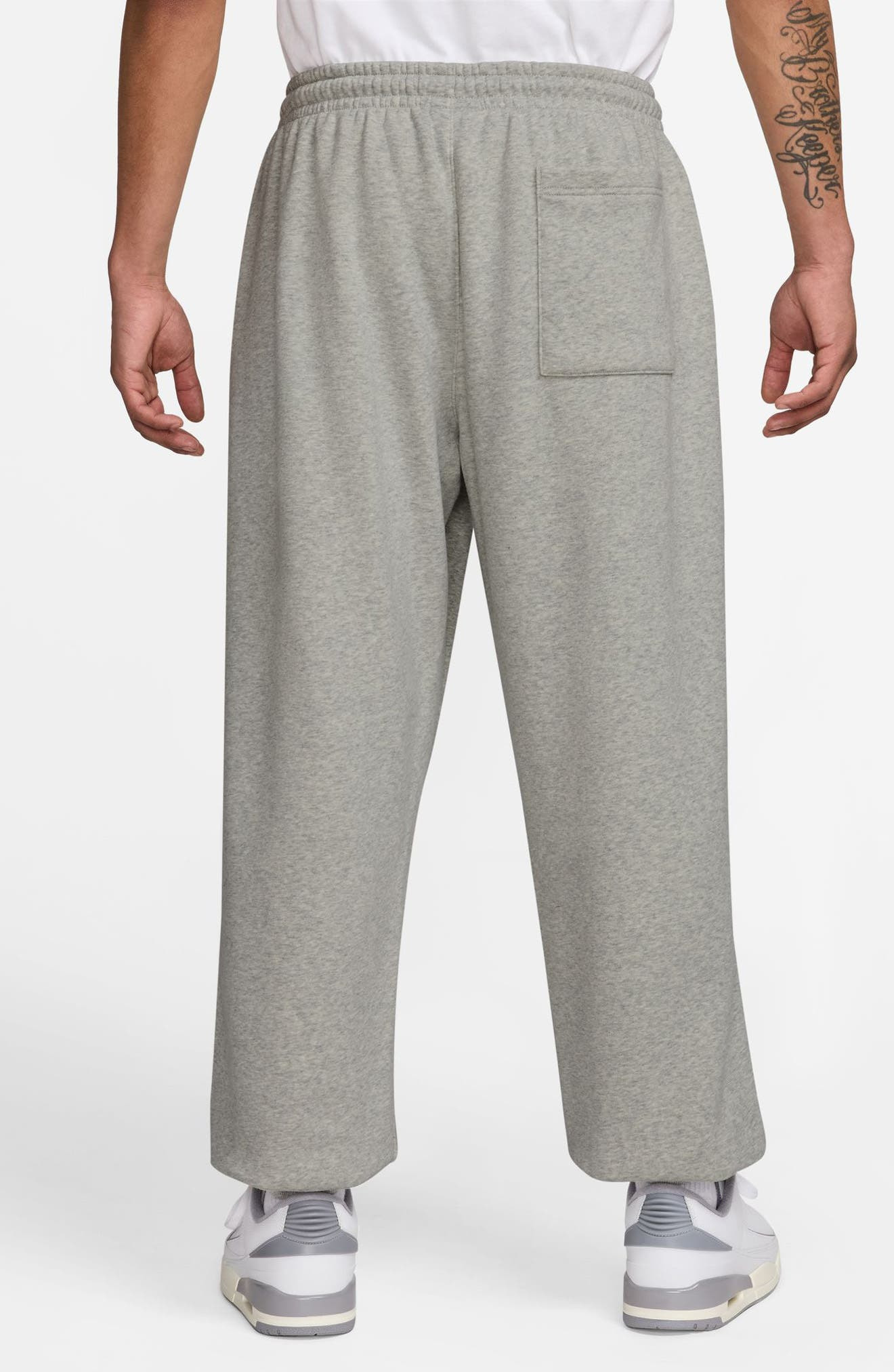 Jordan Graphic Print Brooklyn Fleece Sweatpants in Grey Heather/Pale Grey/White at Nordstrom - 2