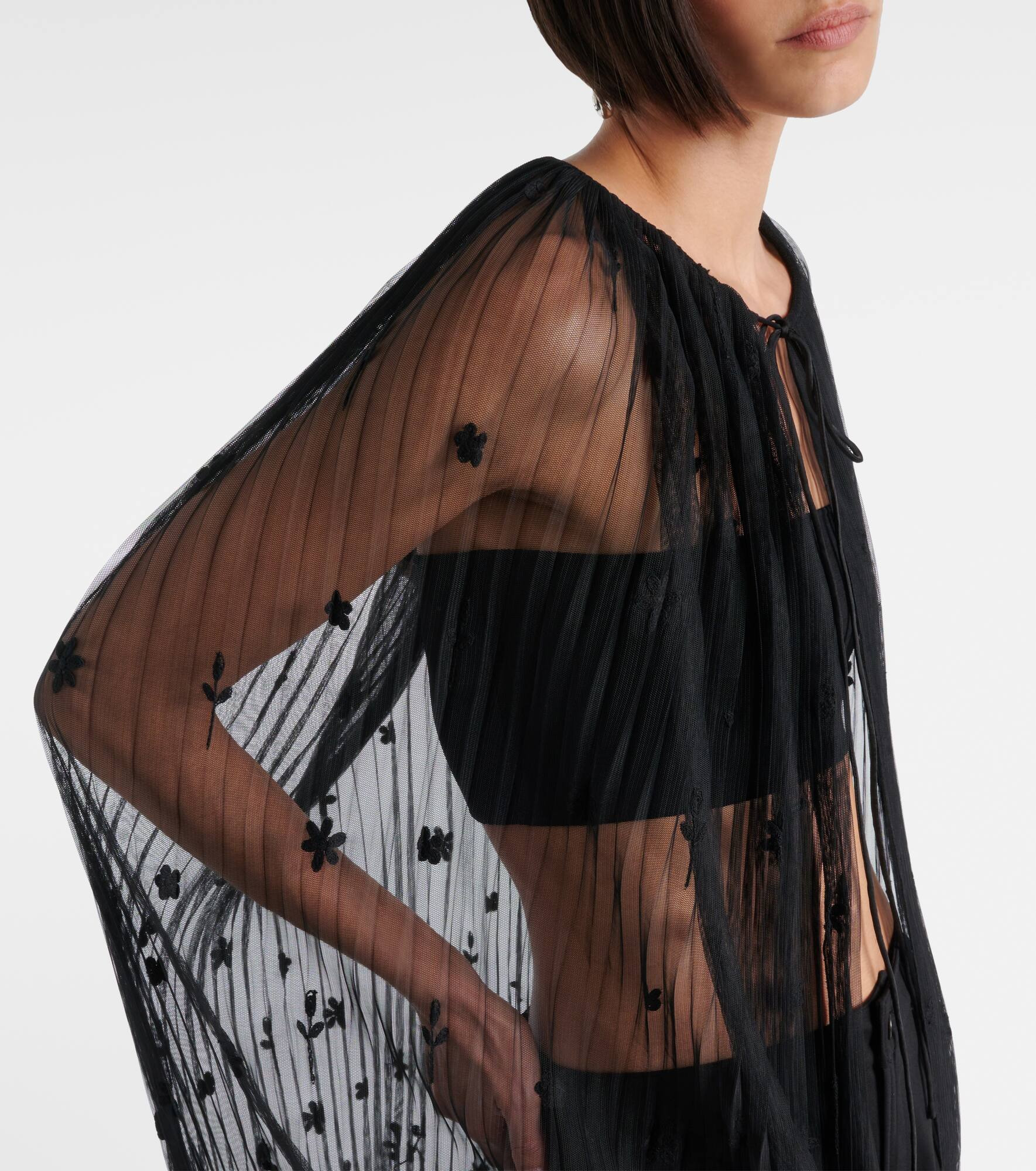 Embroidered floral plissé tulle cape - 4