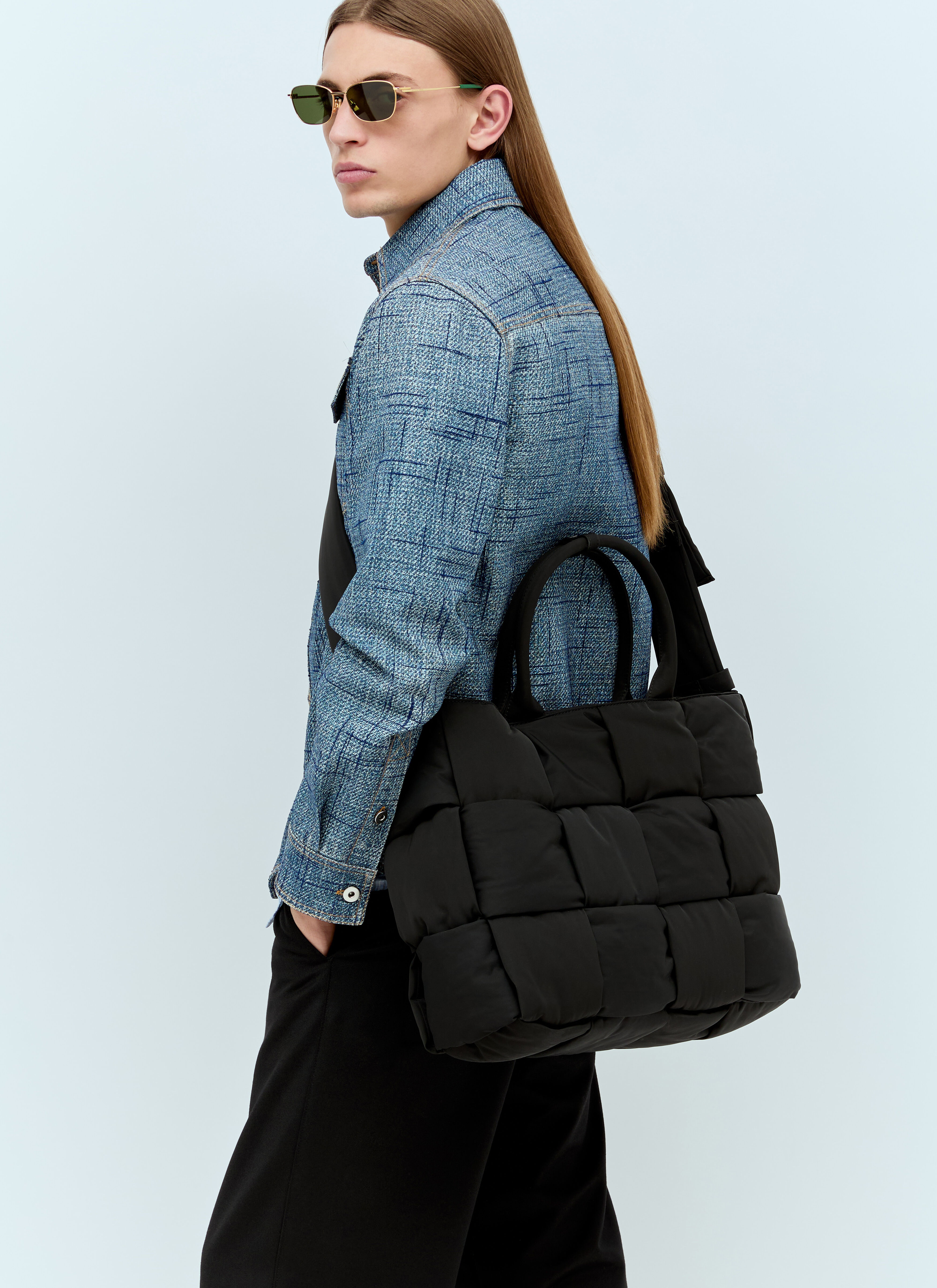 【Bottega Veneta】 Large Arco Padded Intreccio Tote Bag 0400019350982_ABYSSSILVER?wid=