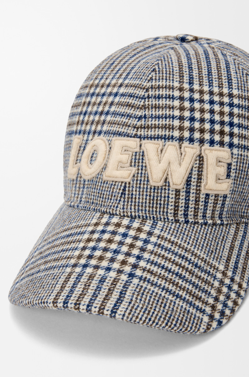 Cap in wool 4