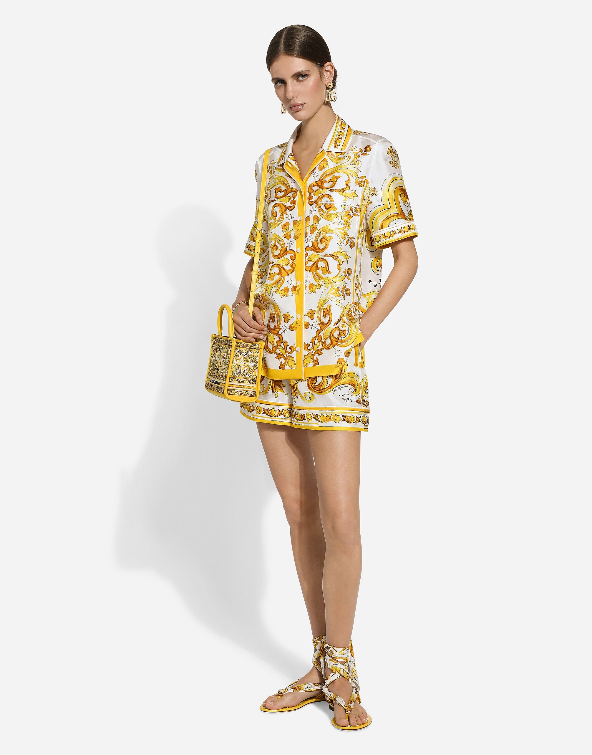 Silk twill shorts with majolica print - 7