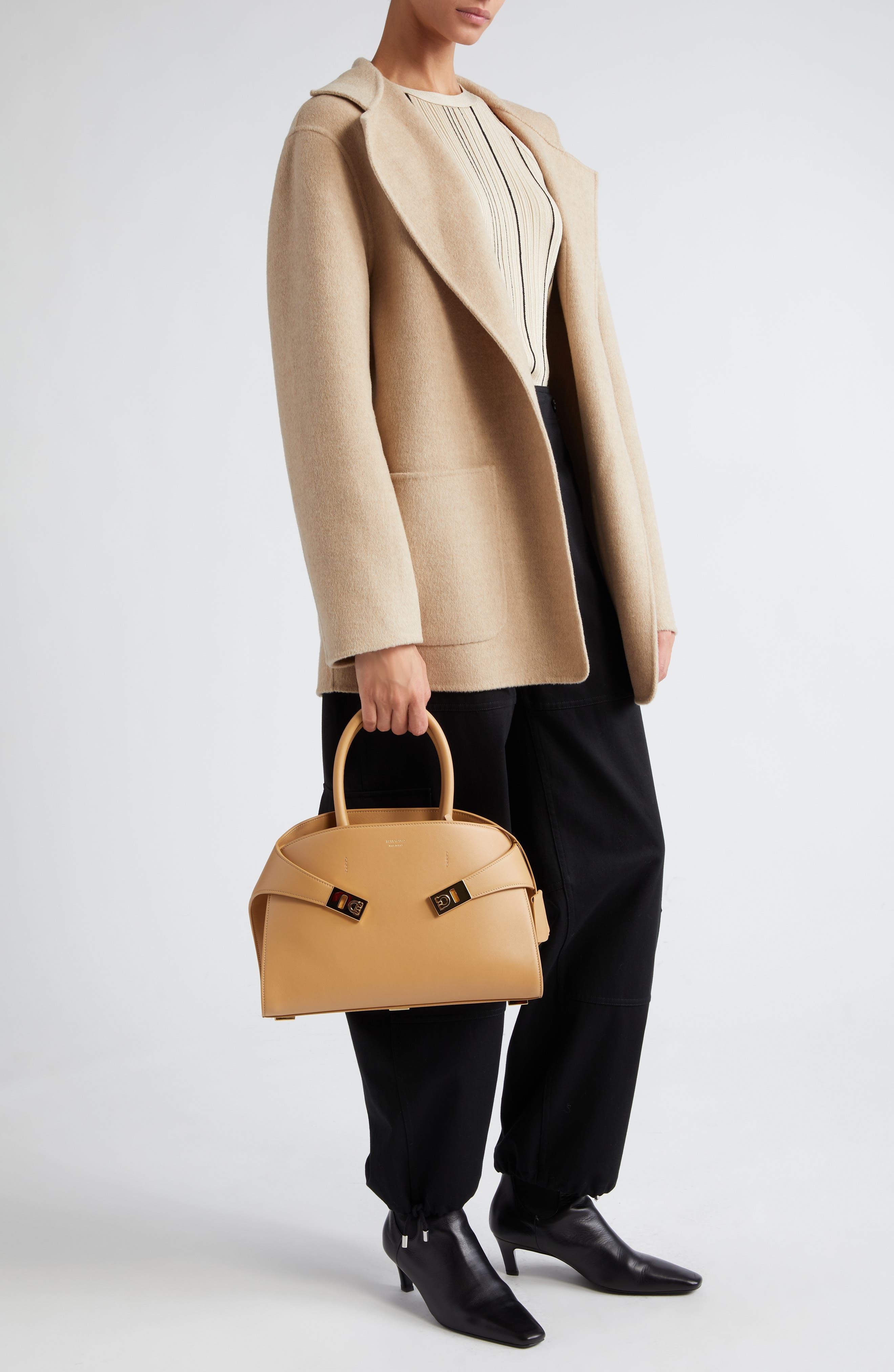 Hug Small Leather Top-Handle Bag - 2