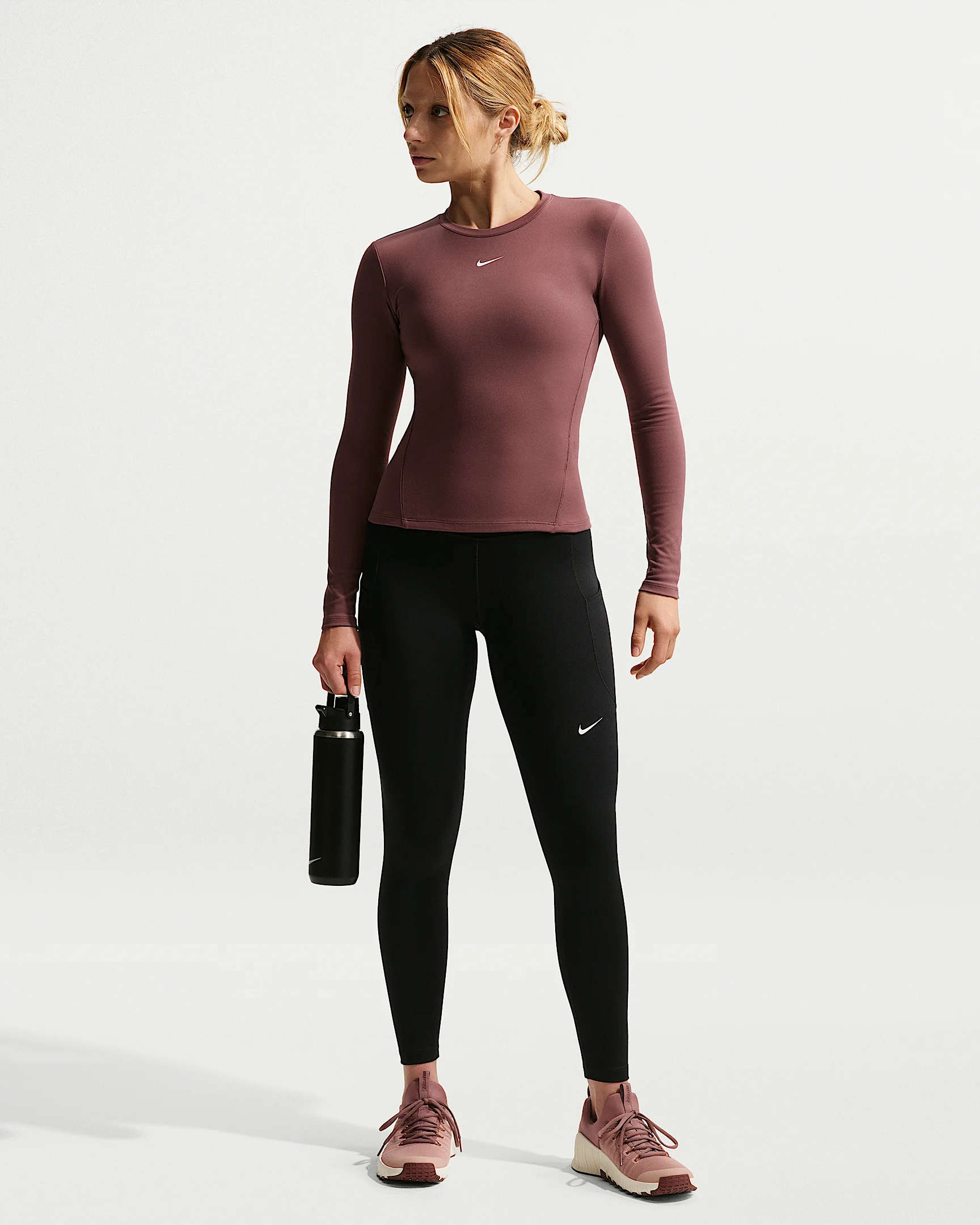Nike One Women's High-Waisted 7/8 Leggings with Pockets - 1