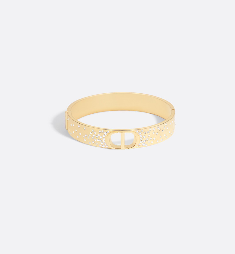 30 Montaigne Bangle 1