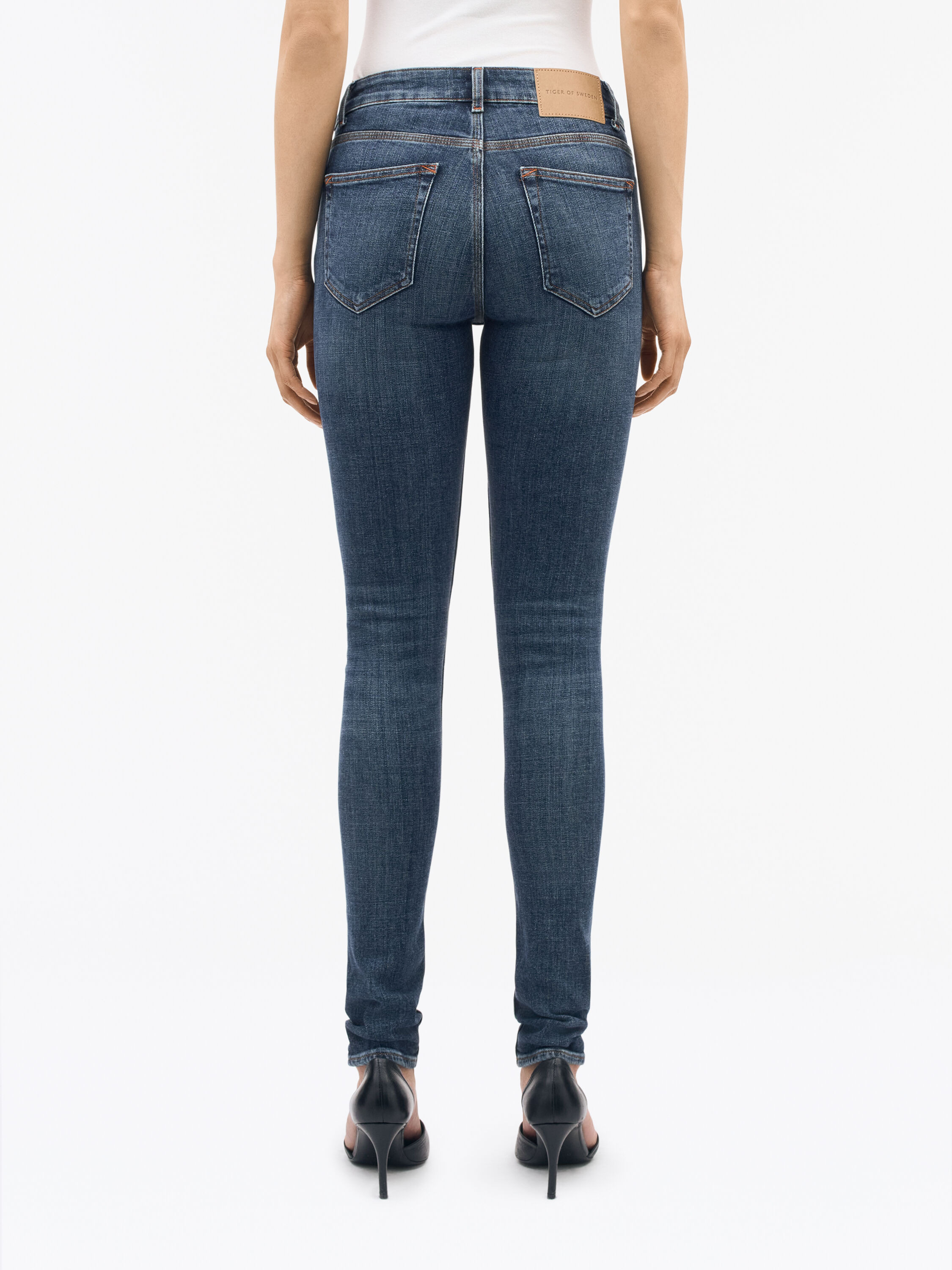 Slight Super-slim Jeans - 5