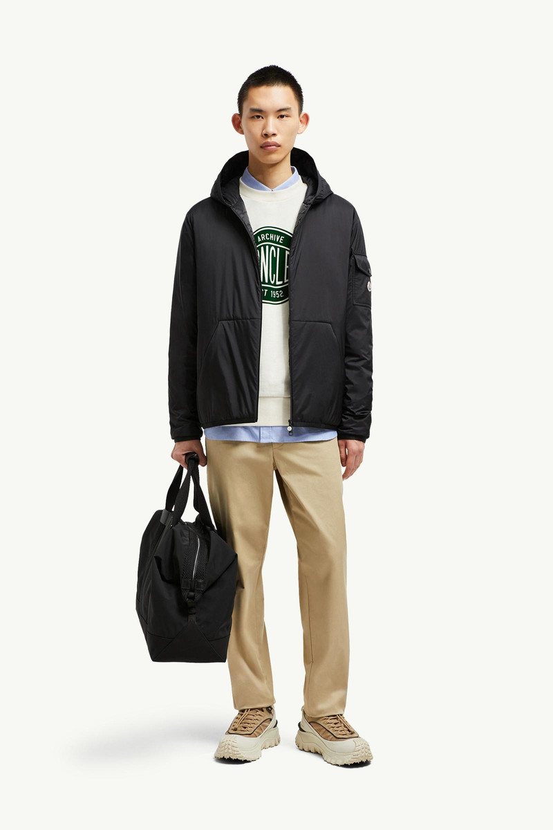 Moncler Monteynard Hooded Short Down Jacket outlook