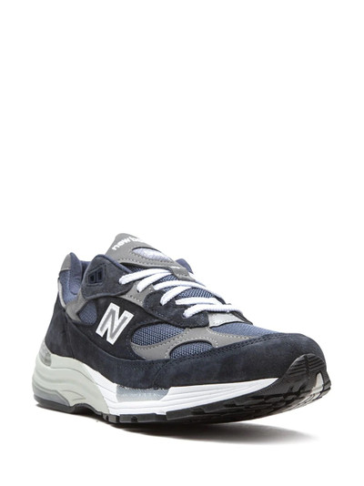 New Balance M992GG sneaker outlook