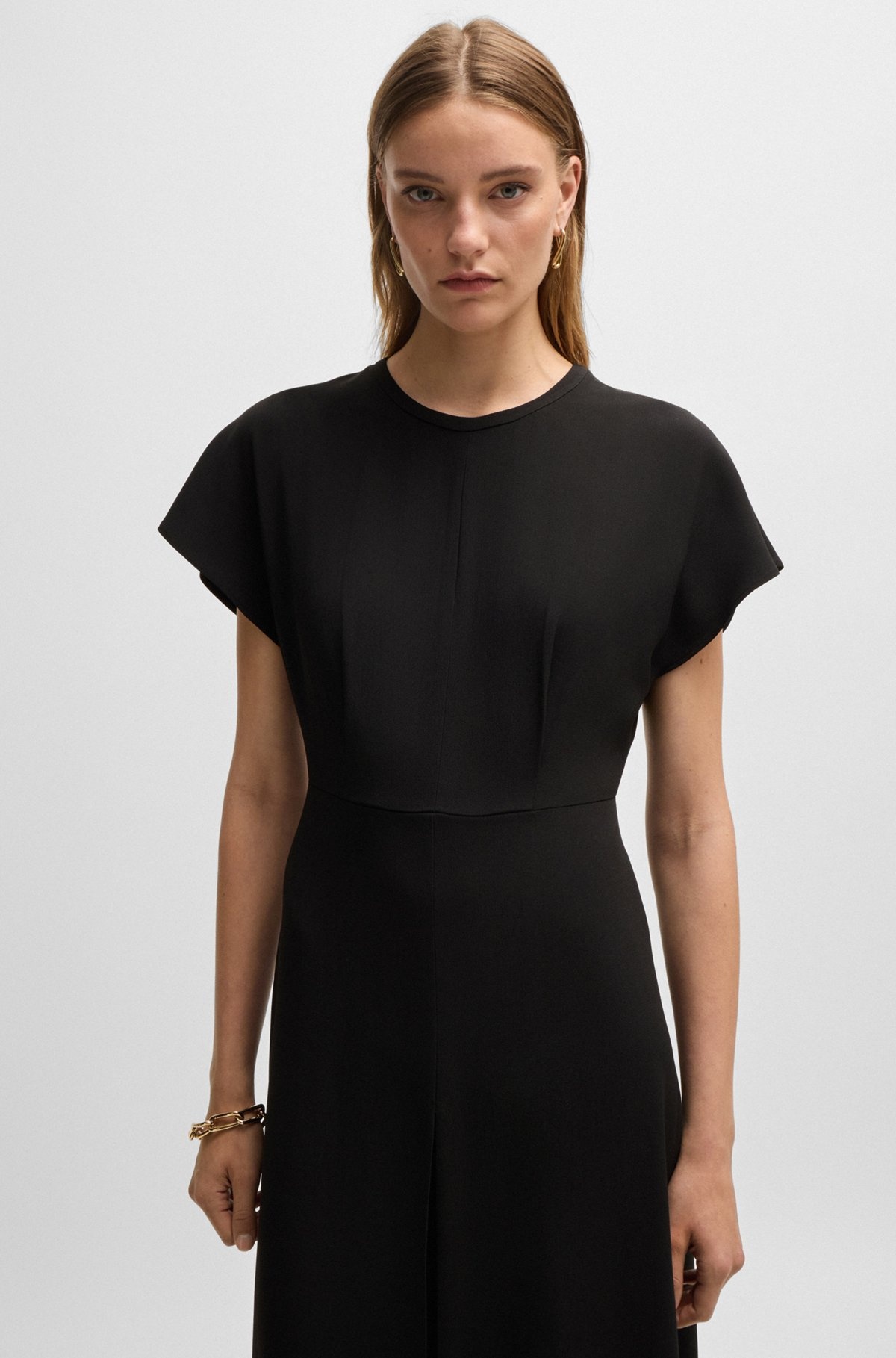 KEYHOLE-NECKLINE DRESS WITH PLISSÉ INSERT - 5