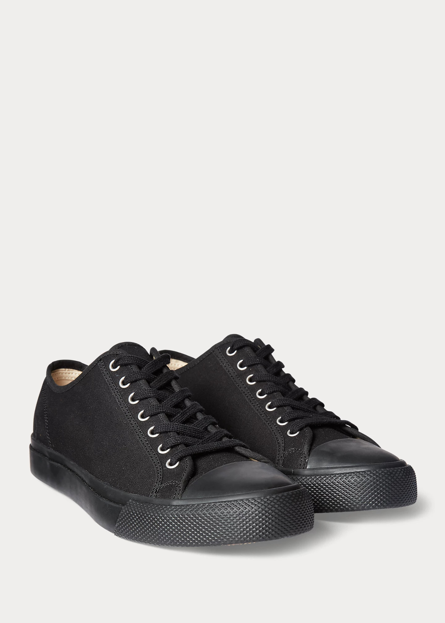 Canvas Sneaker - 2