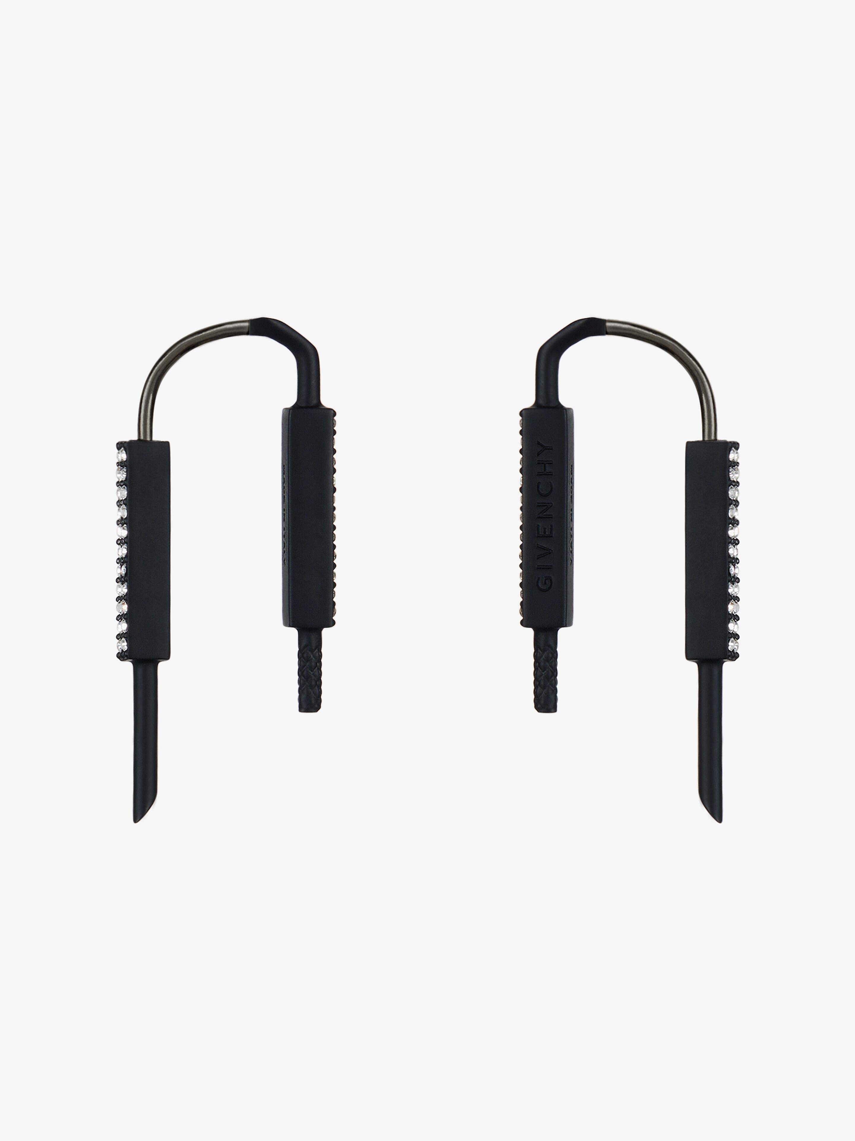 U LOCK BLACK EARRINGS WITH CRYSTALS - 2