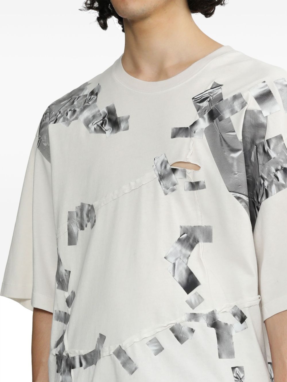 doublet tape-print T-shirt | REVERSIBLE