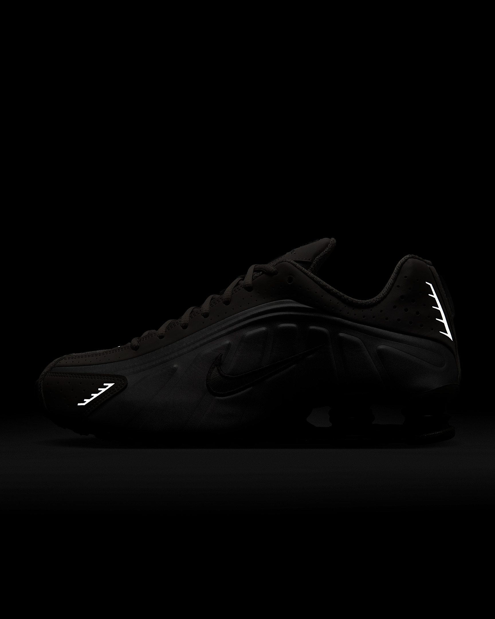 Nike Shox R4 Men's Shoes - 11