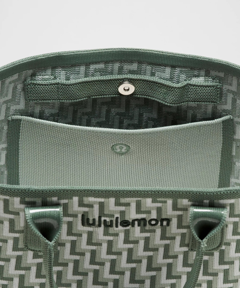 Classic Knit Small Tote Bag 8L 5