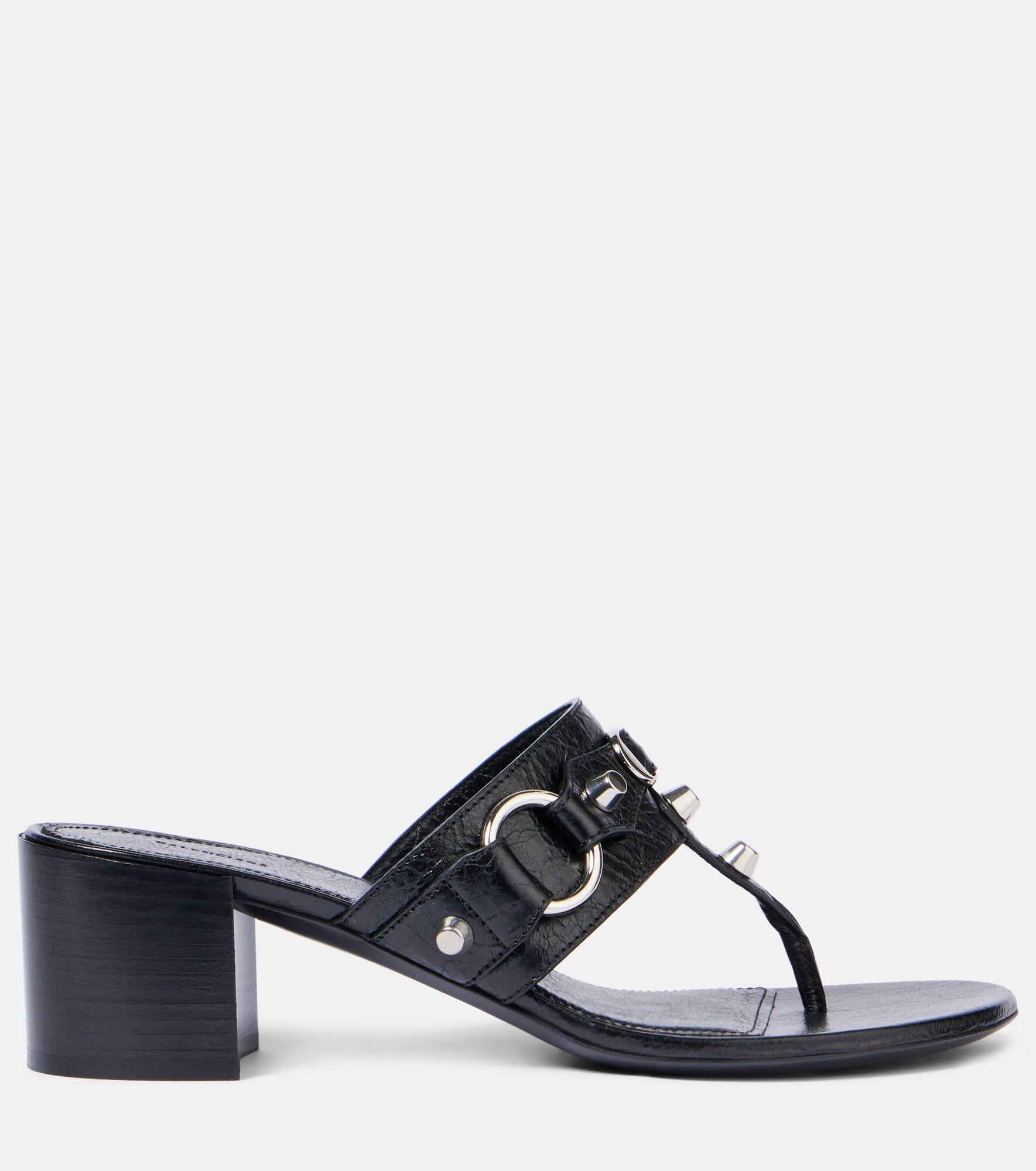 City 50 studded leather thong sandals - 4