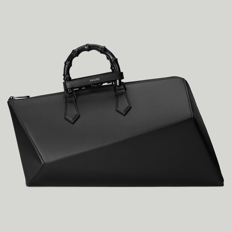 Polygon-shaped duffle bag 1