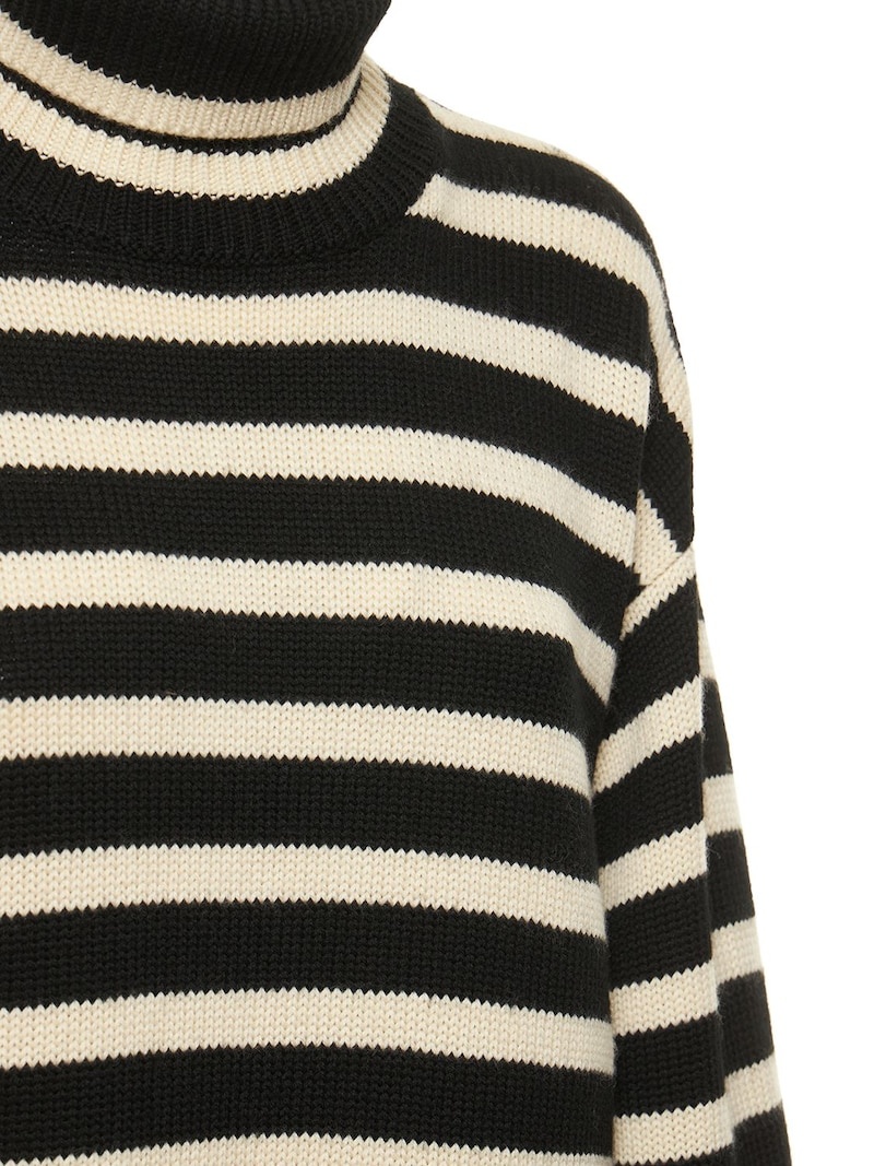 Signature wool blend turtleneck sweater - 4