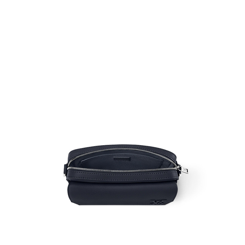 Louis Vuitton Fastline Messenger outlook