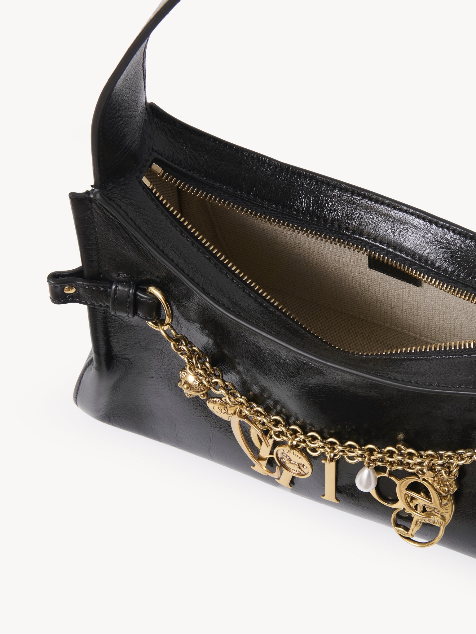 CHLOÉ CHARMS HOBO BAG IN SHINY LEATHER - 5