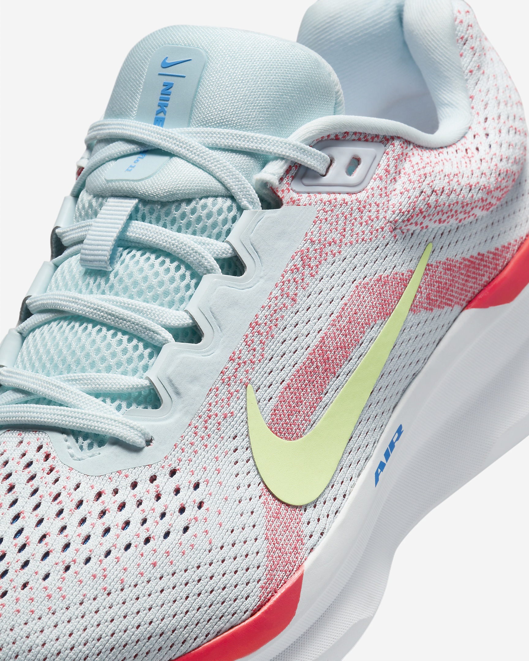 Nike Women's Winflo 11 Road Running Shoes - 7